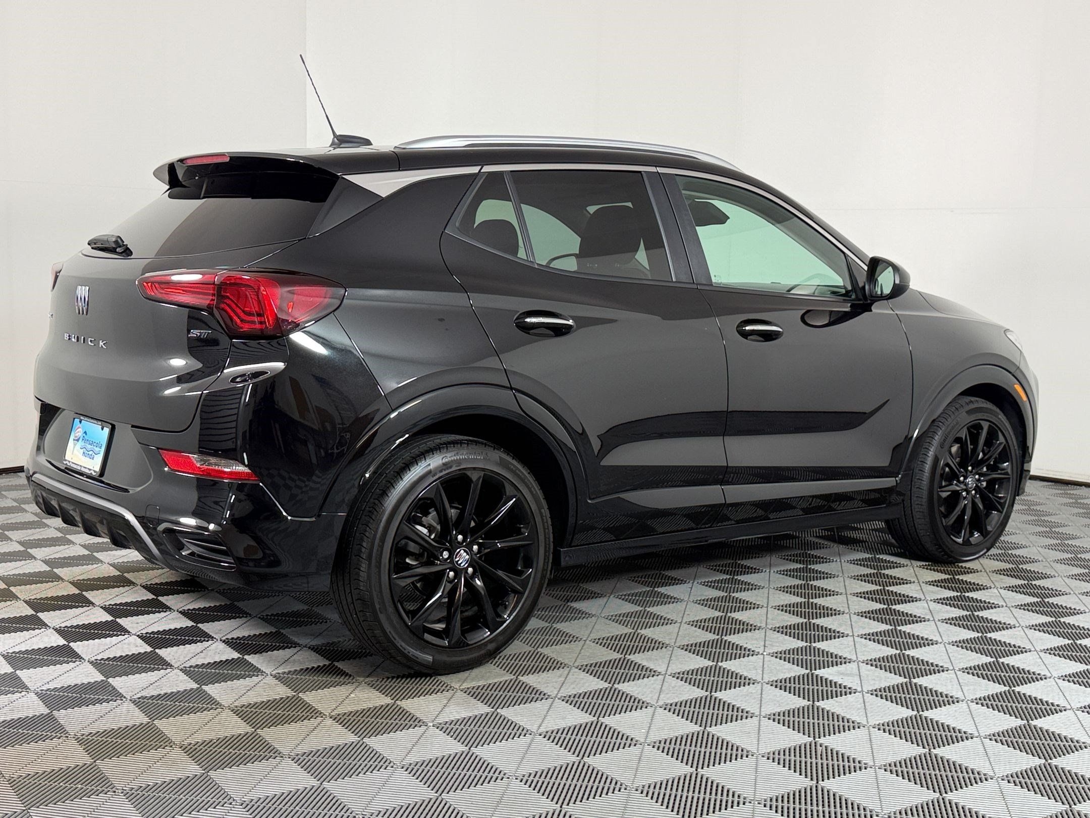 Used 2024 Buick Encore GX Sport Touring w/ Experience Buick Package FWD image 7