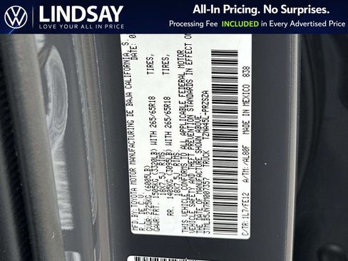 Used 2024 Toyota Tacoma TRD Sport w/ TRD Sport Upgrade Package image 26