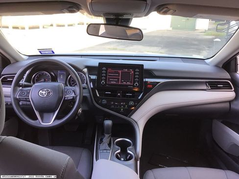 Used 2022 Toyota Camry LE FWD image 10