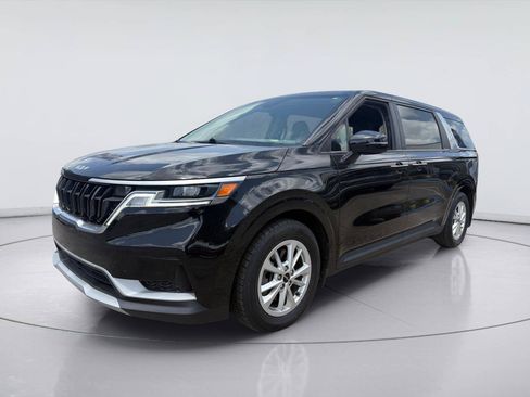 Used 2022 Kia Carnival LX FWD image 7