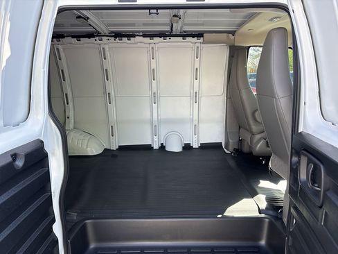 New 2026 Chevrolet Express 2500 RWD image 22