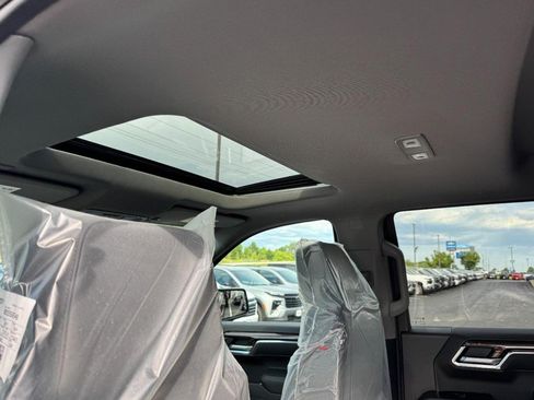 New 2026 Chevrolet Silverado 1500 LT Trail Boss w/ LT Trail Boss Premium Package AWD/4WD image 10
