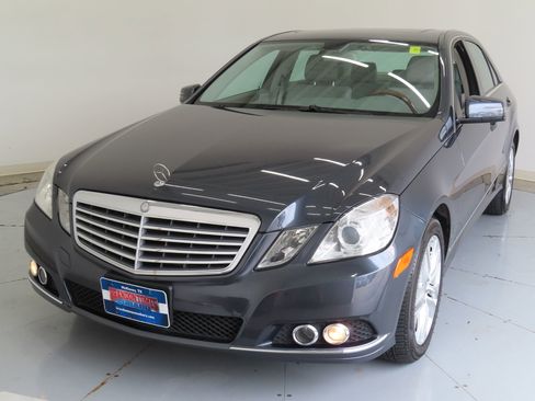 Used 2011 Mercedes-Benz E 350 Sedan image 8