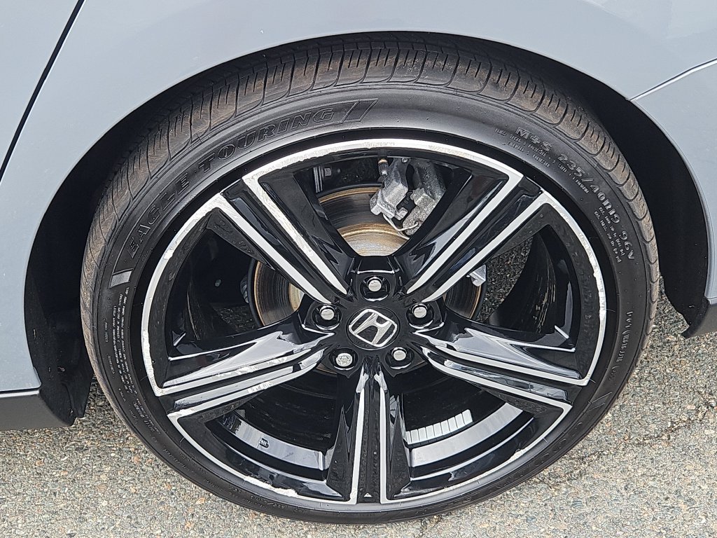 Used 2025 Honda Accord Sport image 8