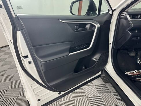 Used 2025 Toyota RAV4 LE image 10