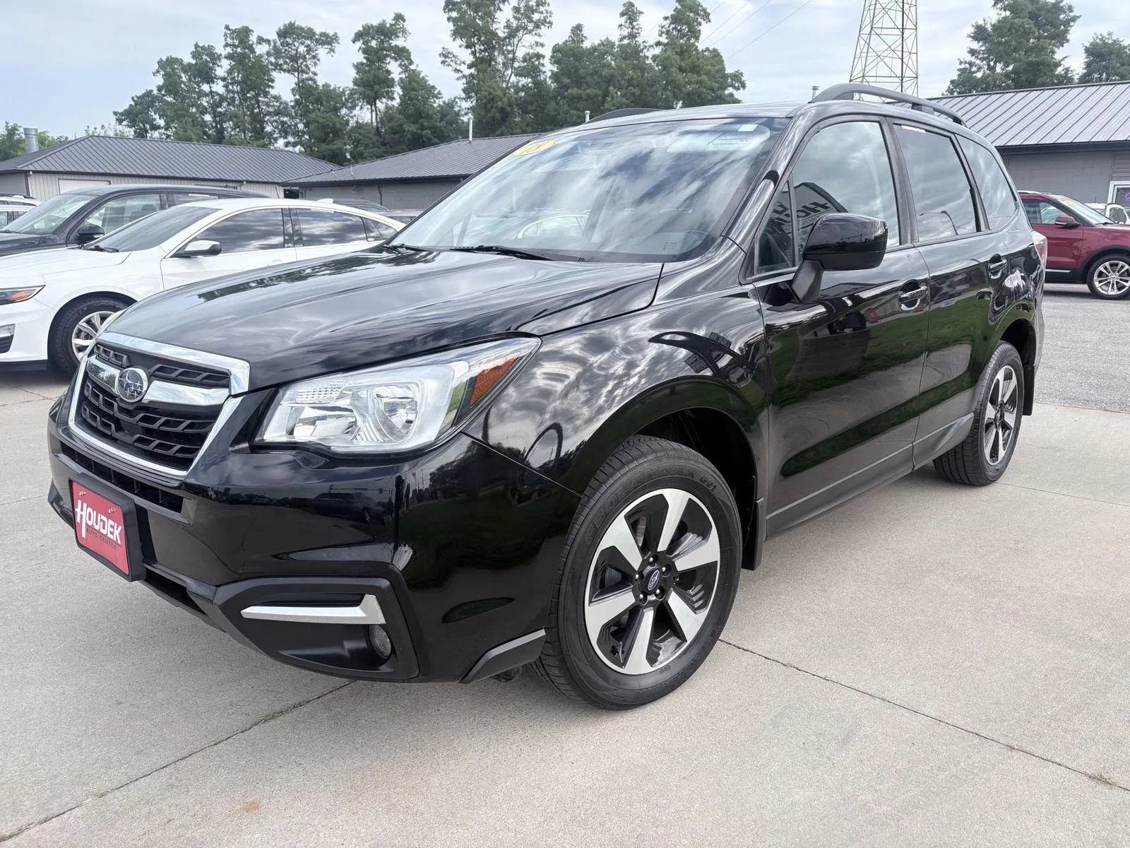 Used 2018 Subaru Forester 2.5i Premium AWD/4WD image 3