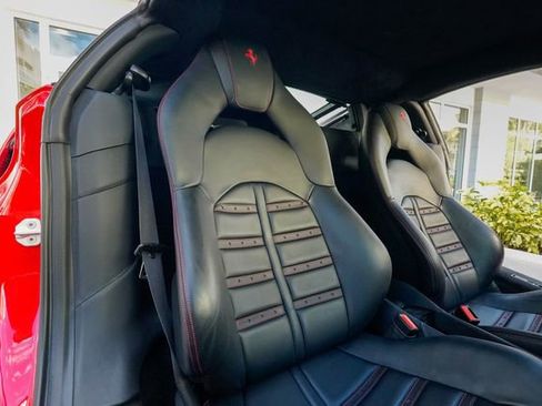 Used 2018 Ferrari 488 GTB image 78