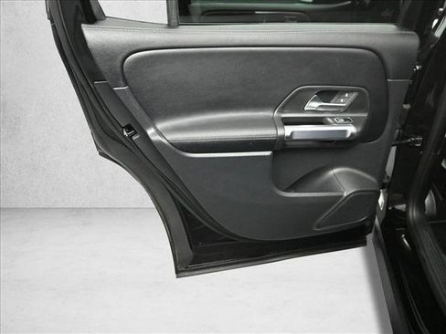 Certified 2022 Mercedes-Benz GLB 250 GLB 250 image 22