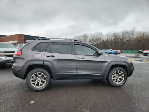 Used 2021 Jeep Cherokee Trailhawk w/ Sun, Sound & Nav Group image 21