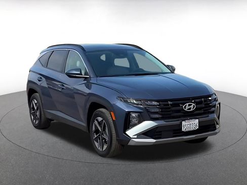 Used 2025 Hyundai Tucson SEL image 3
