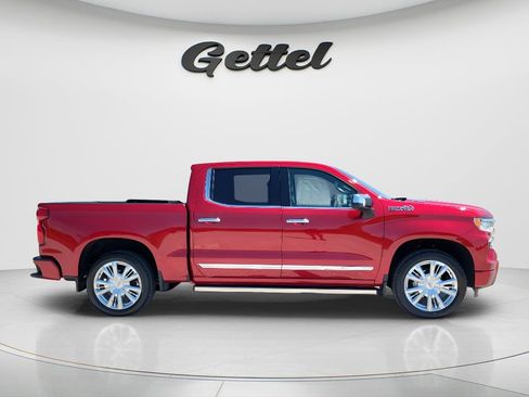 Certified 2024 Chevrolet Silverado 1500 High Country w/ Technology Package AWD/4WD image 3