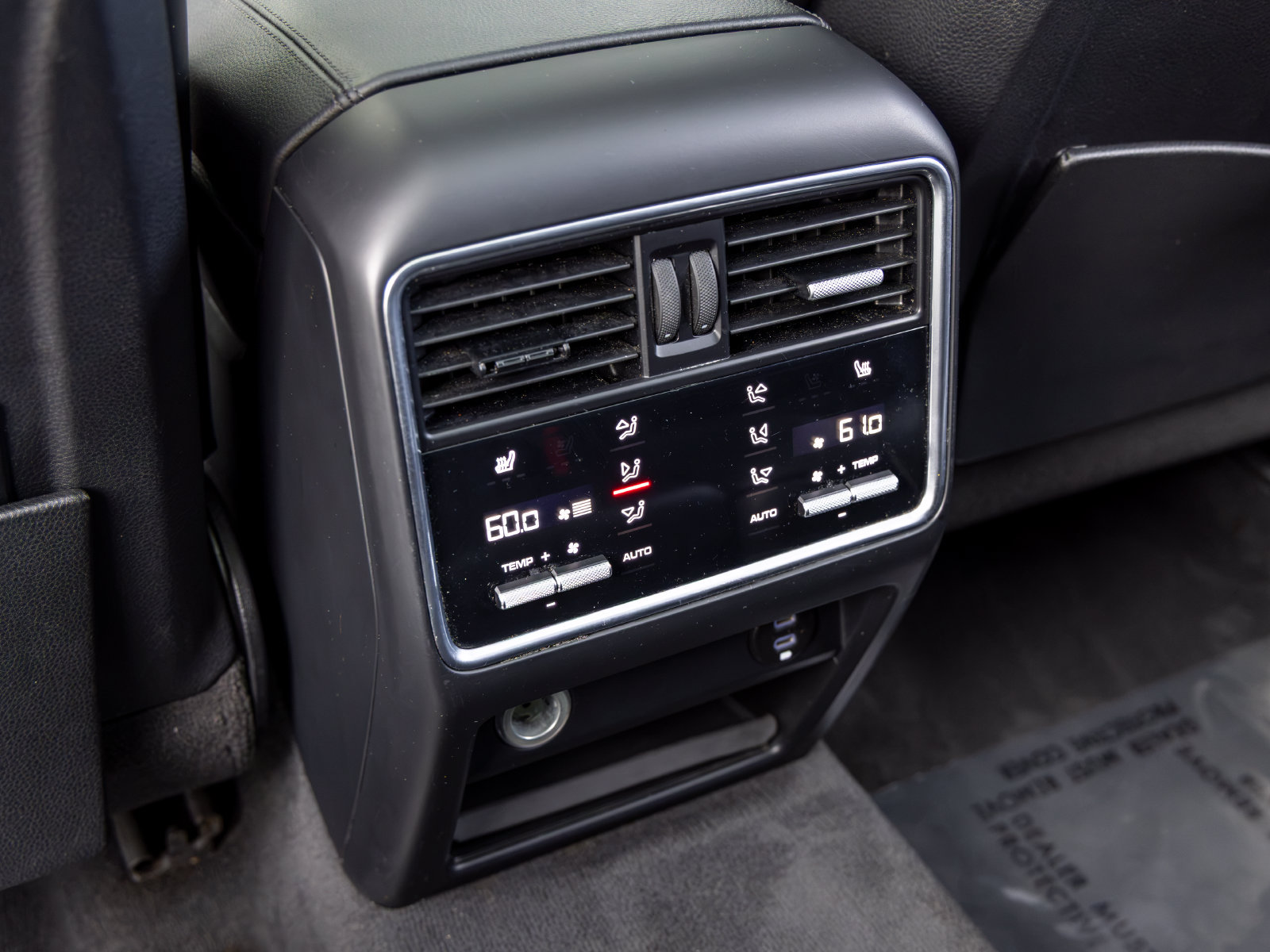 Certified 2022 Porsche Cayenne Platinum Edition AWD/4WD image 56