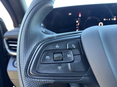 Used 2024 Buick Envista Preferred image 18