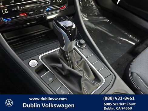 New 2026 Volkswagen Jetta SE image 15