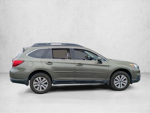 Used 2015 Subaru Outback 2.5i Premium AWD/4WD image 4