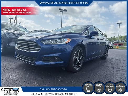 Used 2014 Ford Fusion SE w/ Equipment Group 202A FWD image 1