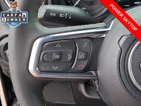 Used 2024 Jeep Wrangler Unlimited Sahara w/ Technology Group AWD/4WD image 21