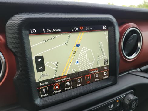 Used 2021 Jeep Wrangler Unlimited Rubicon AWD/4WD image 2