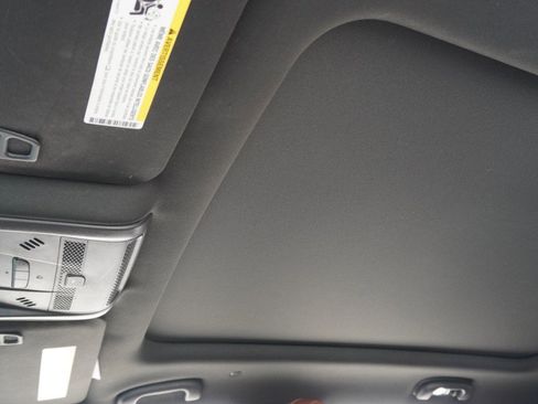 Used 2021 Cadillac XT5 Premium Luxury image 21