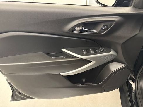 Used 2024 Chevrolet Trax LS FWD image 10