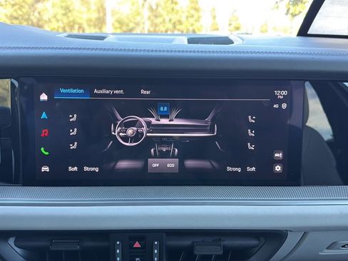 Certified 2026 Porsche Cayenne image 13