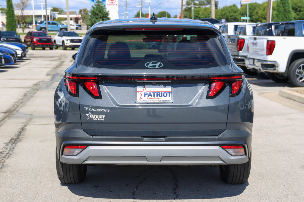 Used 2026 Hyundai Tucson SE FWD image 4