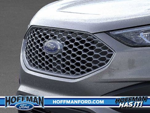 Used 2023 Ford Edge SE image 77