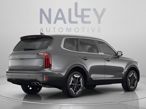Used 2025 Kia Telluride SX w/ SX Captain's Chair Package FWD image 3