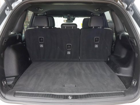 Used 2023 Jeep Grand Cherokee Altitude image 9