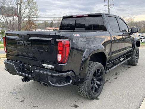 Used 2023 GMC Sierra 1500 Elevation w/ Preferred Package image 9