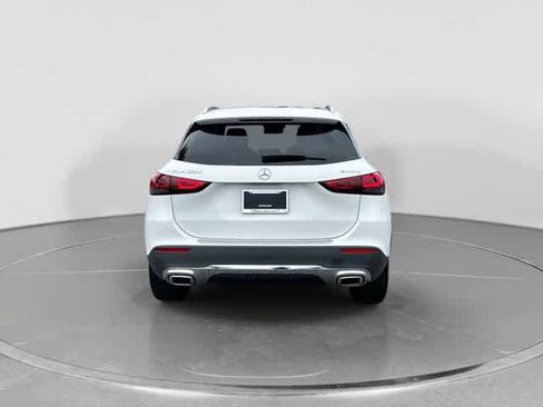 Used 2023 Mercedes-Benz GLA 250 4MATIC image 7