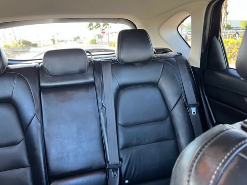 Used 2024 MAZDA CX-5 AWD 2.5 S w/ Select Package image 31
