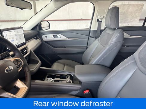 New 2026 Ford Explorer Active w/ Active Comfort Package RWD image 14