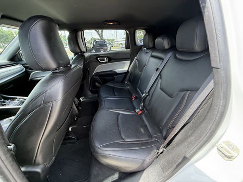 Used 2024 Jeep Compass Limited AWD/4WD image 30