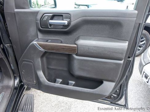 Used 2021 Chevrolet Silverado 1500 LT AWD/4WD image 24