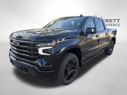 New 2026 Chevrolet Silverado 1500 High Country w/ Midnight Edition AWD/4WD image 3