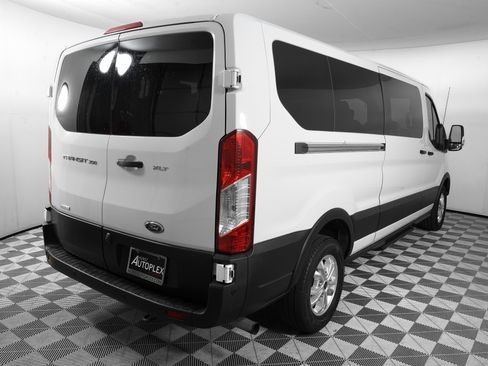 Used 2021 Ford Transit 350 XLT image 5