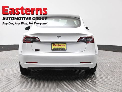 Used 2023 Tesla Model 3 Standard Range image 6