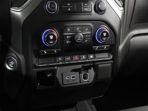 Certified 2022 Chevrolet Silverado 1500 LT image 14