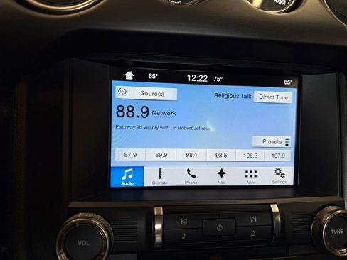 Used 2016 Ford Mustang Shelby GT350 w/ Technology Package RWD image 15