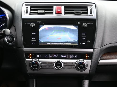 Used 2016 Subaru Outback 2.5i Limited image 21