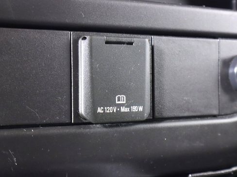 Used 2021 Chevrolet Express 2500 w/ Driver Convenience Package image 23