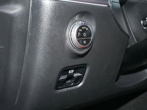 Used 2022 Mercedes-Benz C 300 Sedan w/ Exclusive Trim Package image 16