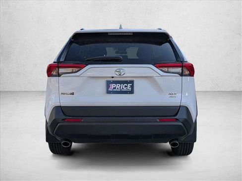 Used 2021 Toyota RAV4 XLE w/ Carpet Mat Package (TMS) AWD/4WD image 6