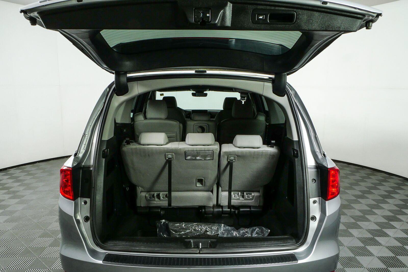 Used 2024 Honda Odyssey EX-L image 30