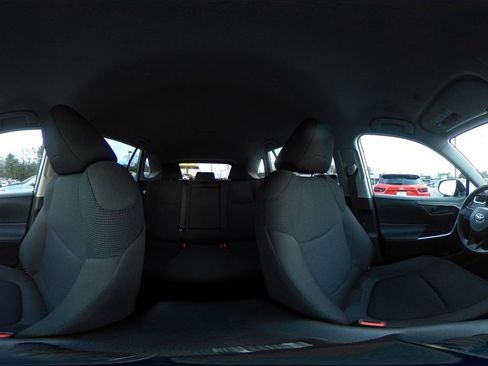 Used 2025 Toyota RAV4 LE image 42