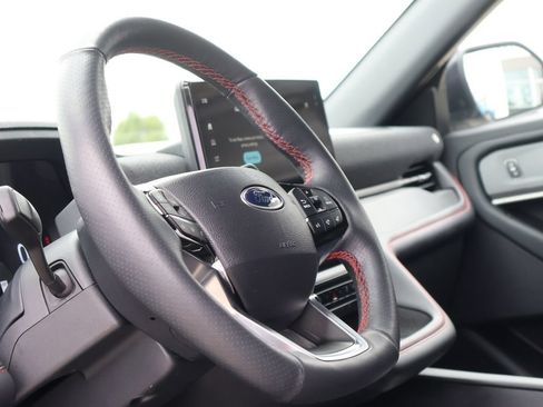 Certified 2025 Ford Explorer ST-Line w/ ST-Line Street Pack AWD/4WD image 27