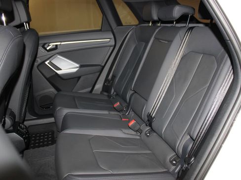 Used 2024 Audi Q3 2.0T Premium Plus image 20