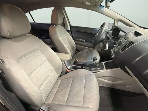Used 2015 Kia Forte LX FWD image 9