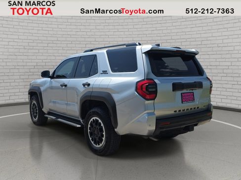 Used 2026 Toyota 4Runner TRD Off-Road Premium AWD/4WD image 8